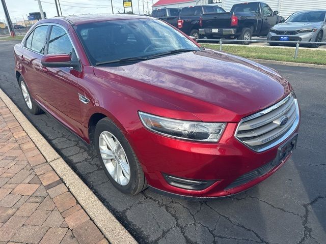 2017 Ford Taurus SEL