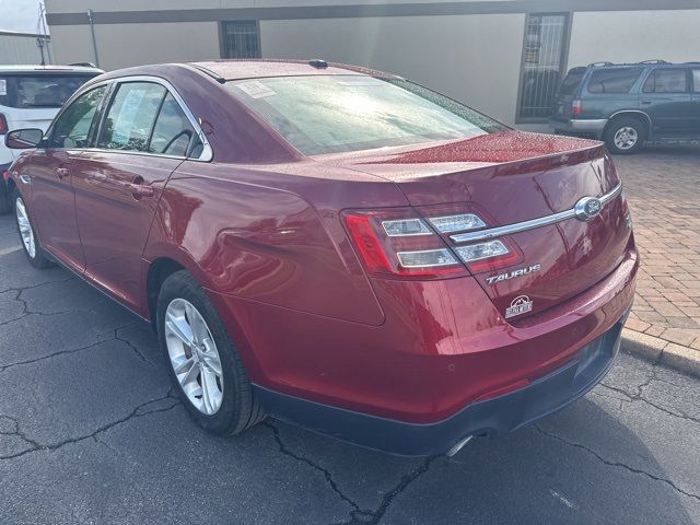 2017 Ford Taurus SEL