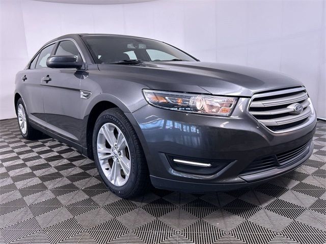 2017 Ford Taurus SEL