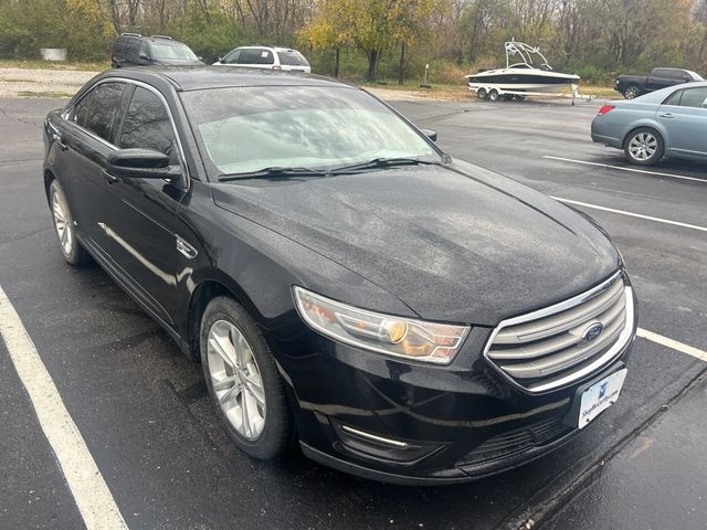 2017 Ford Taurus SEL