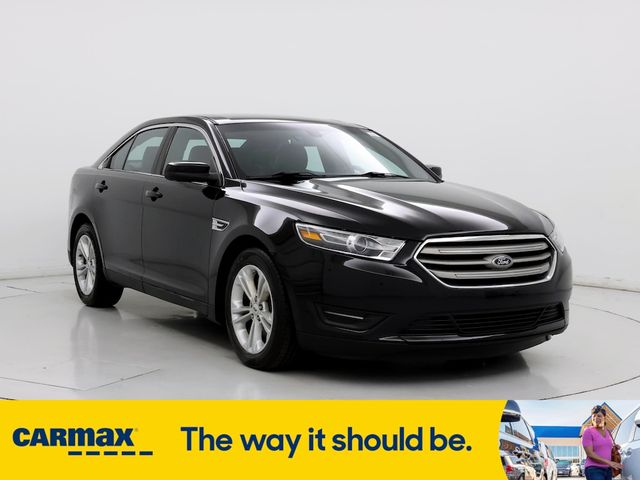 2017 Ford Taurus SEL