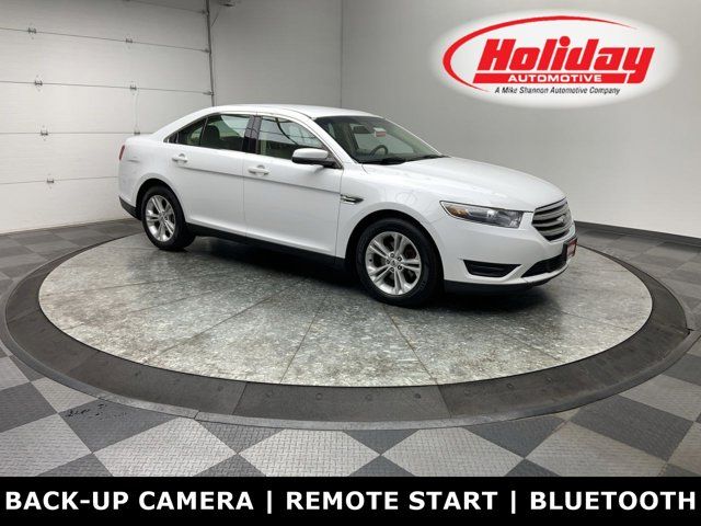 2017 Ford Taurus SEL