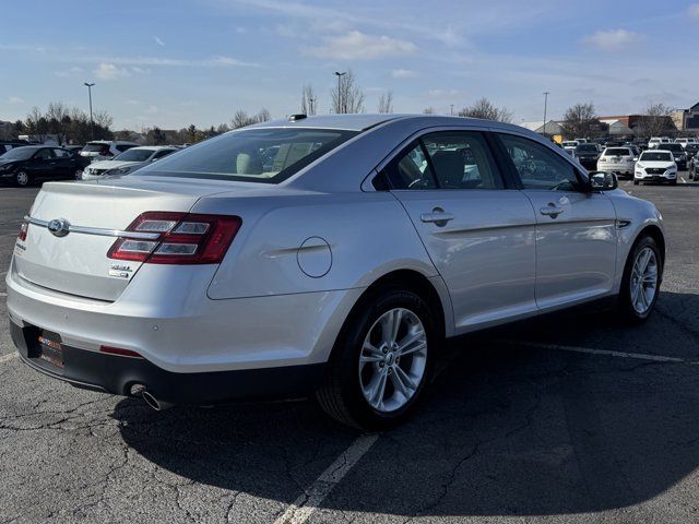 2017 Ford Taurus SEL