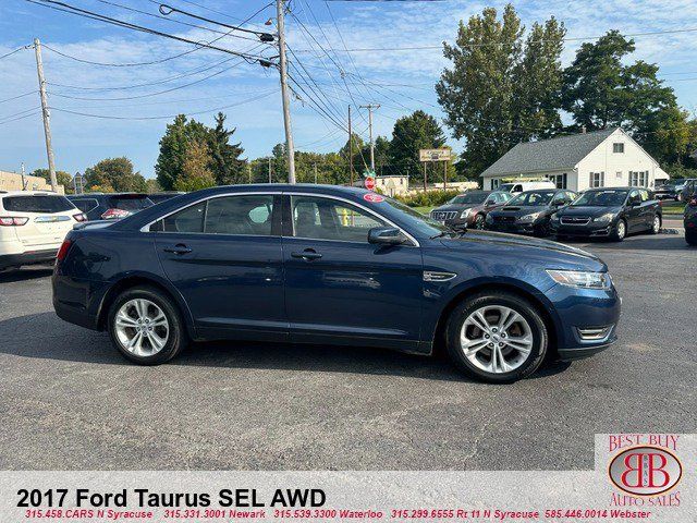 2017 Ford Taurus SEL