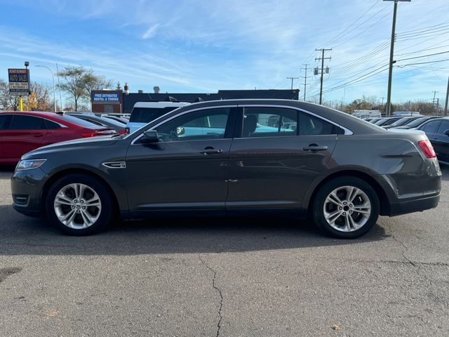 2017 Ford Taurus SEL