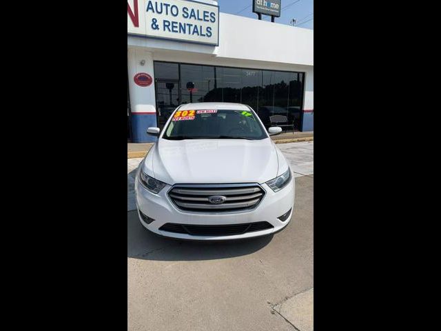 2017 Ford Taurus SEL