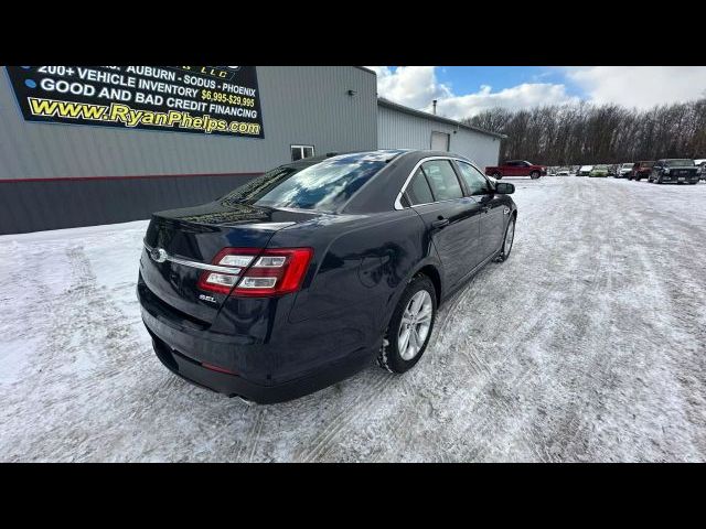 2017 Ford Taurus SEL