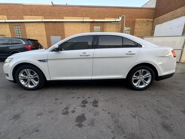 2017 Ford Taurus SEL