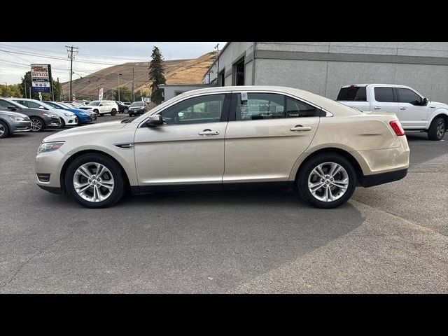 2017 Ford Taurus SEL