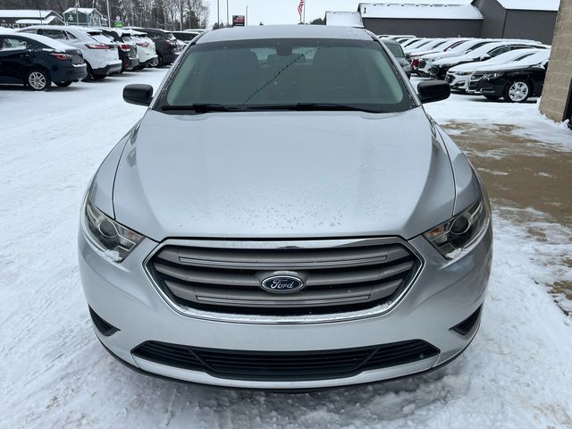 2017 Ford Taurus SE