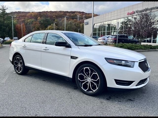 2017 Ford Taurus SHO