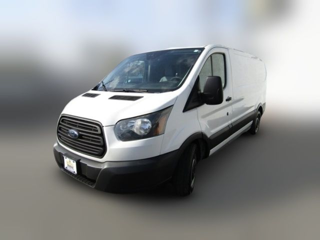 2017 Ford Transit Base