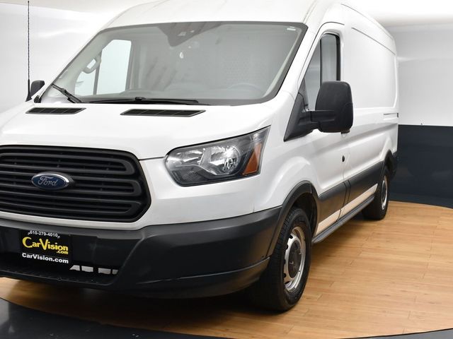 2017 Ford Transit Base