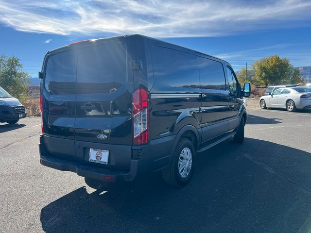 2017 Ford Transit Base