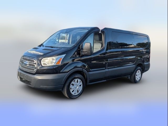 2017 Ford Transit Base