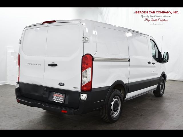 2017 Ford Transit Base