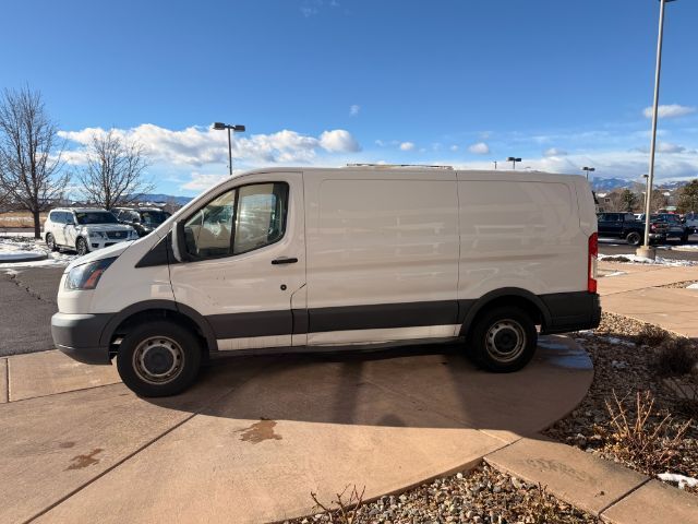 2017 Ford Transit Base