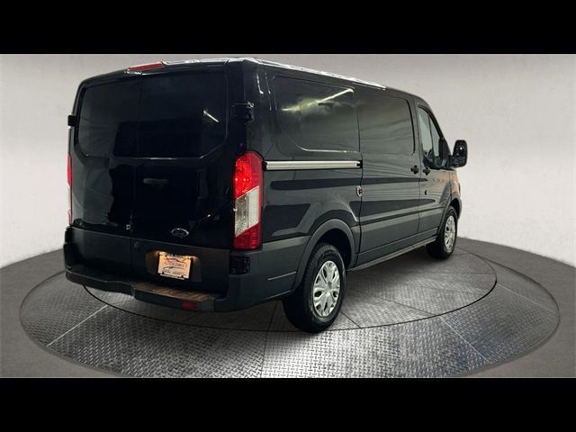 2017 Ford Transit Base