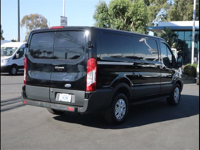 2017 Ford Transit Base