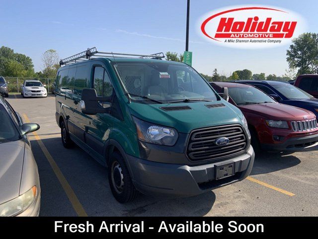 2017 Ford Transit Base