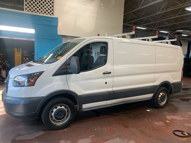 2017 Ford Transit Base