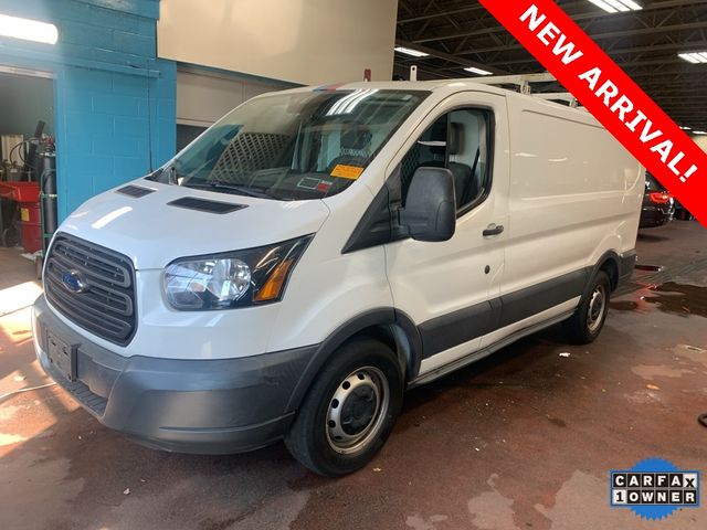 2017 Ford Transit Base