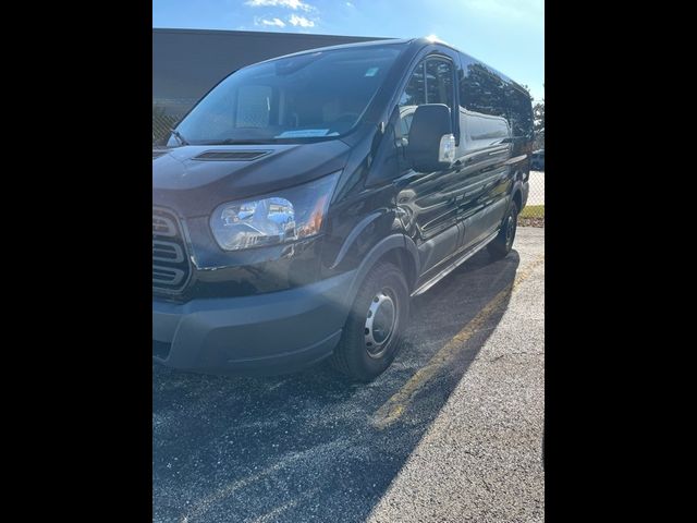 2017 Ford Transit Base