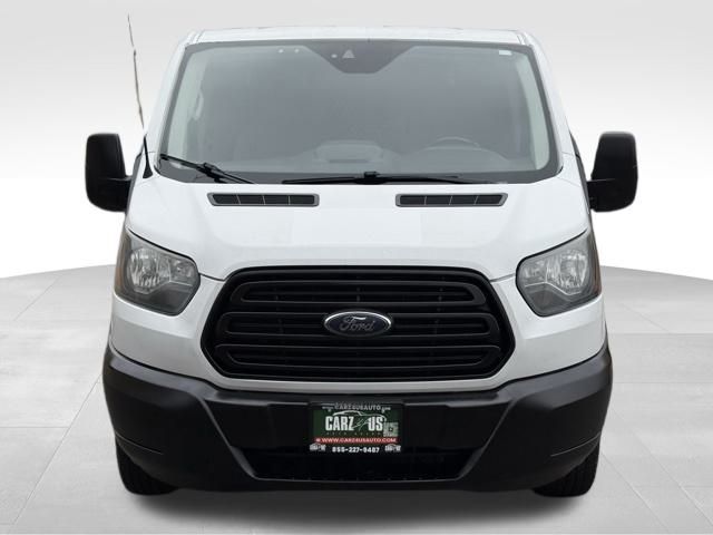 2017 Ford Transit Base