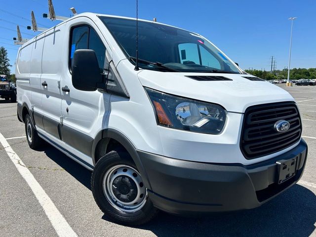 2017 Ford Transit Base