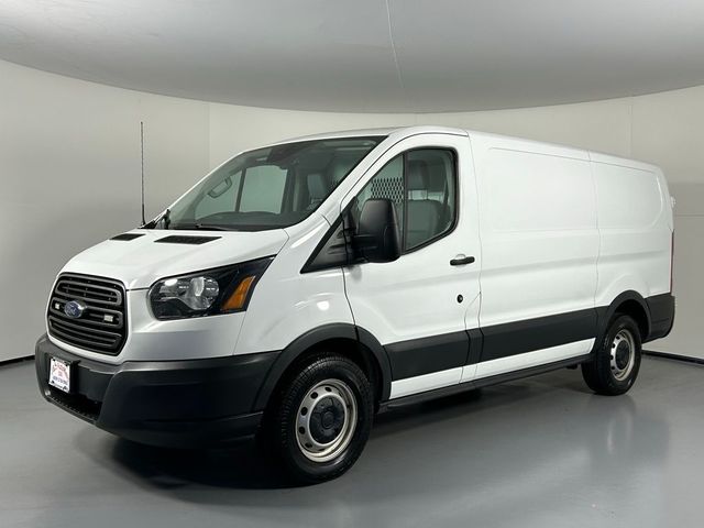 2017 Ford Transit Base