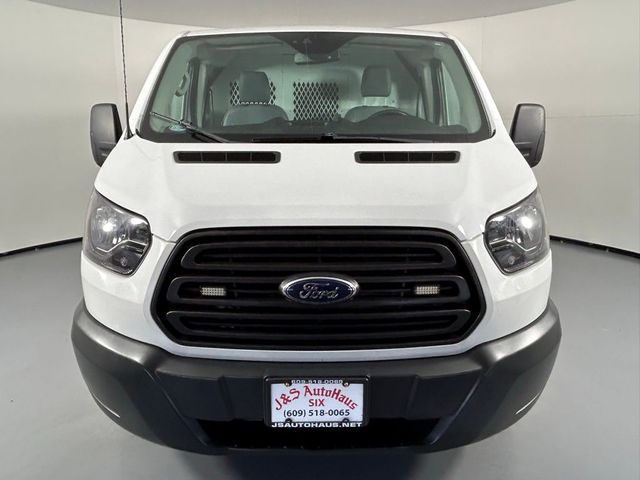 2017 Ford Transit Base