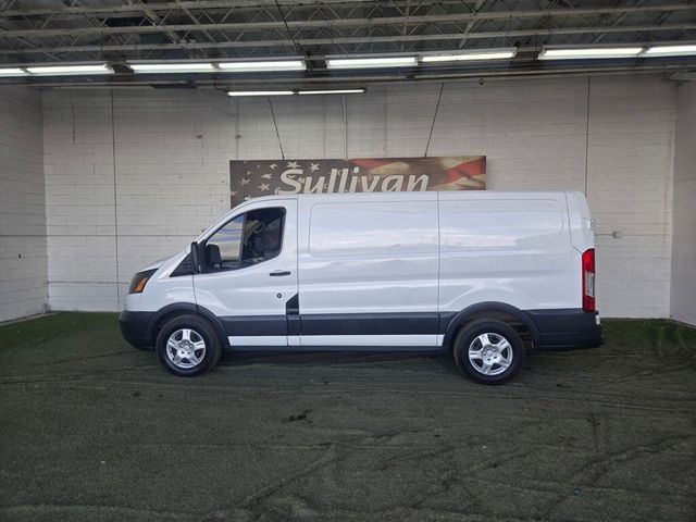 2017 Ford Transit Base