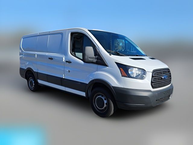 2017 Ford Transit Base