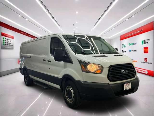2017 Ford Transit Base