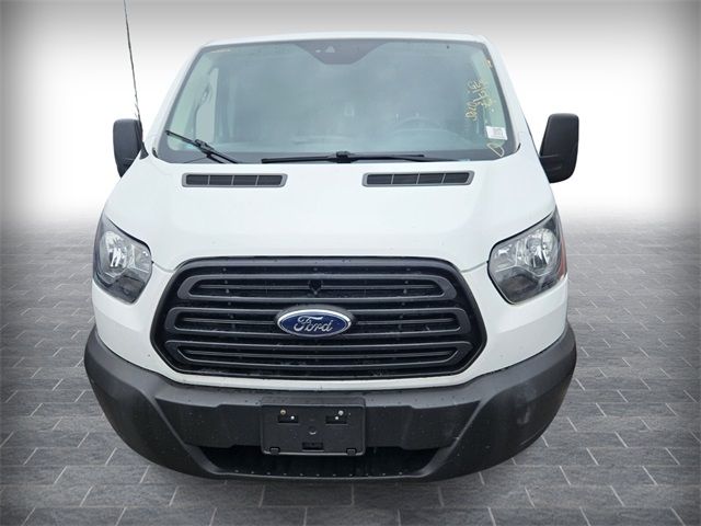 2017 Ford Transit Base