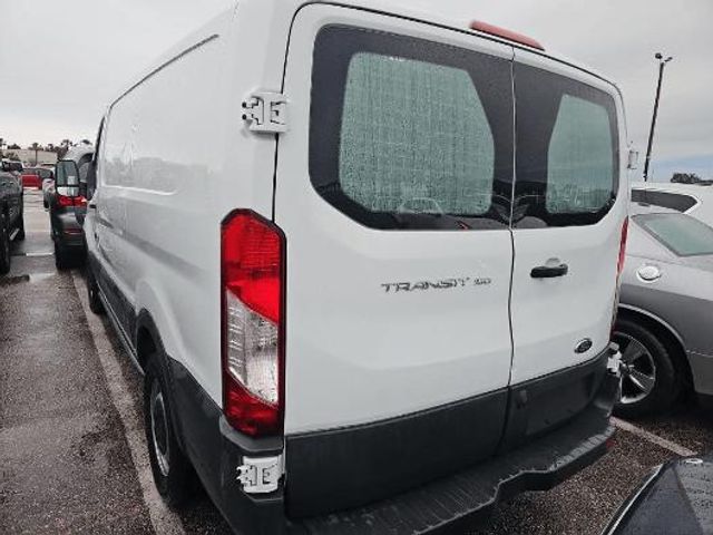 2017 Ford Transit Base