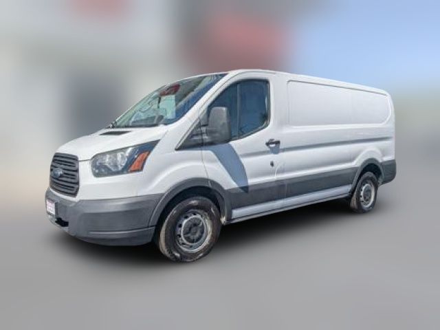 2017 Ford Transit Base