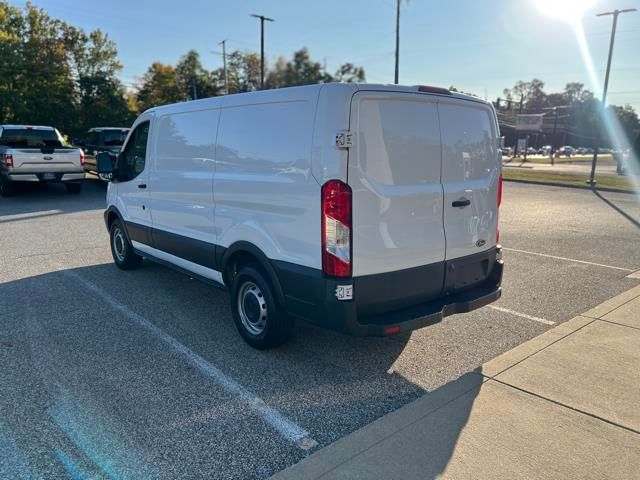 2017 Ford Transit Base