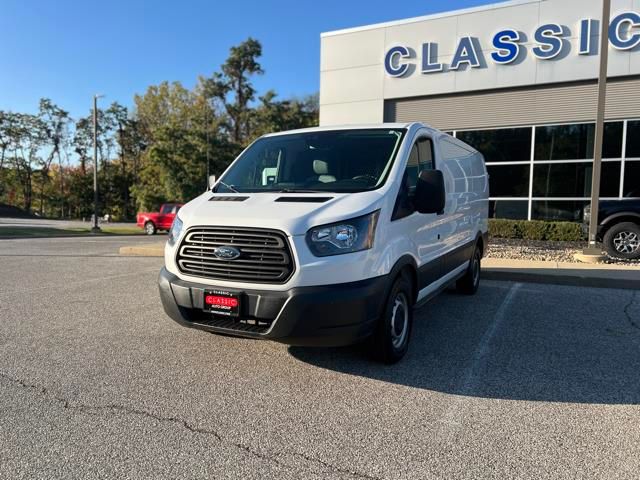 2017 Ford Transit Base