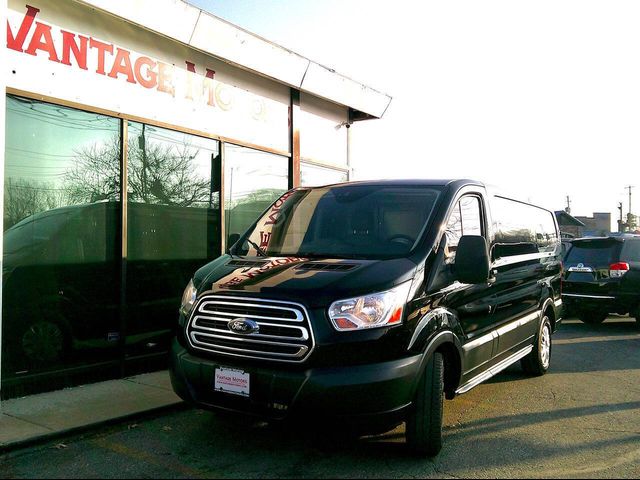 2017 Ford Transit Base