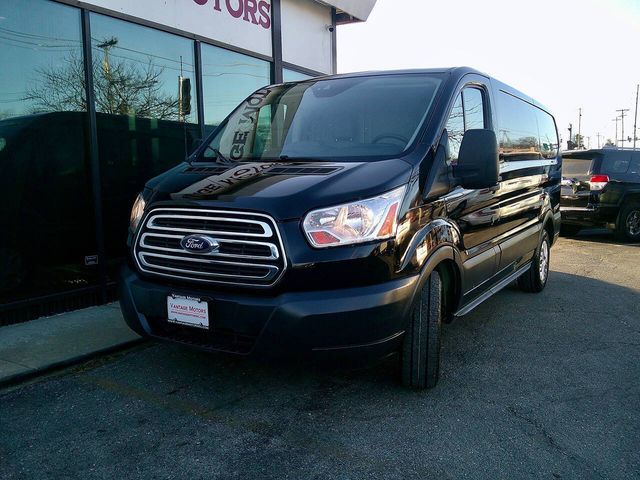 2017 Ford Transit Base