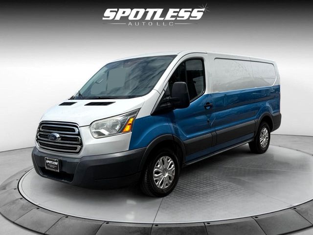 2017 Ford Transit Base