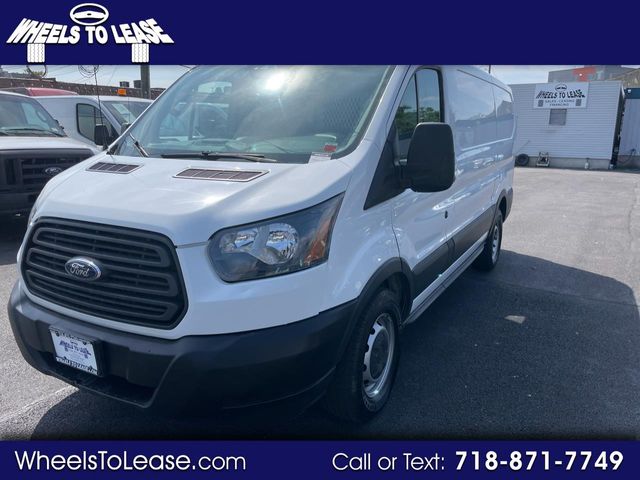 2017 Ford Transit Base