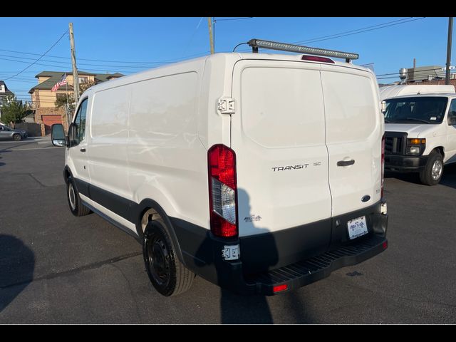 2017 Ford Transit Base