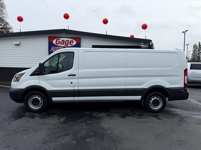 2017 Ford Transit Base