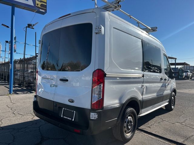 2017 Ford Transit Base