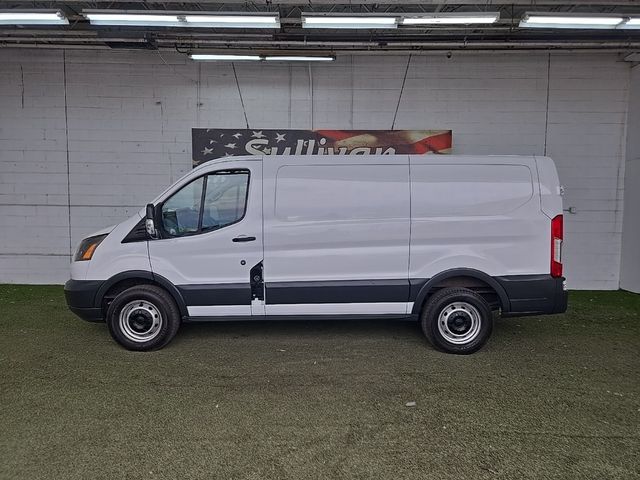 2017 Ford Transit Base