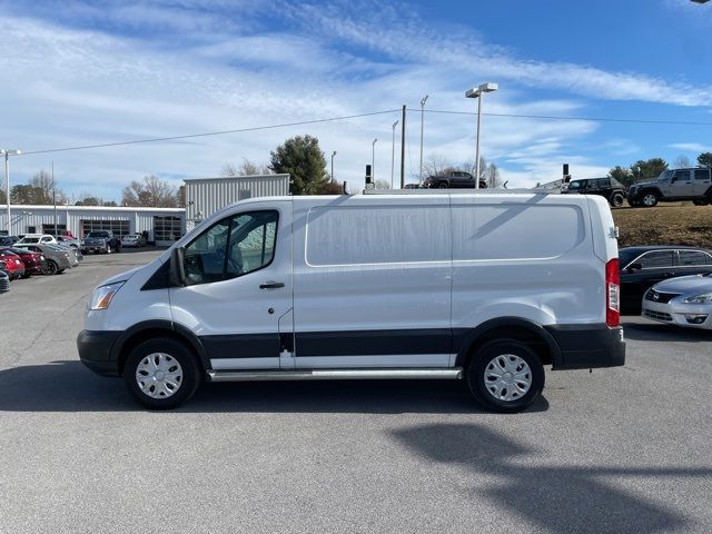 2017 Ford Transit Base