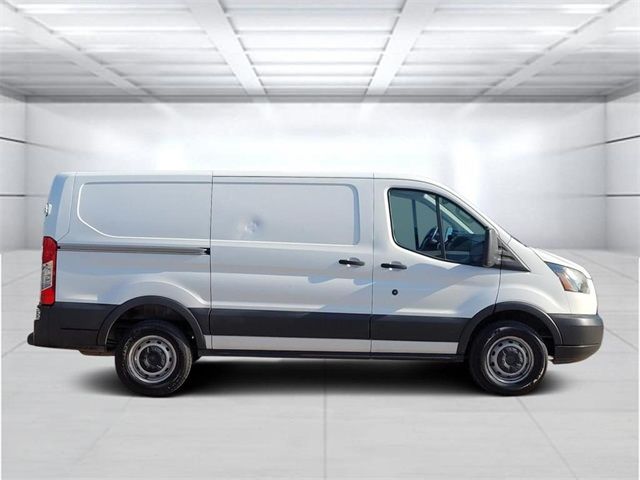 2017 Ford Transit Base