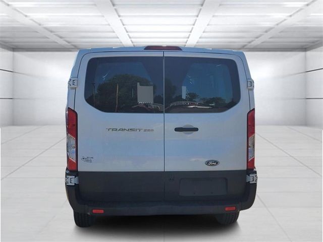 2017 Ford Transit Base